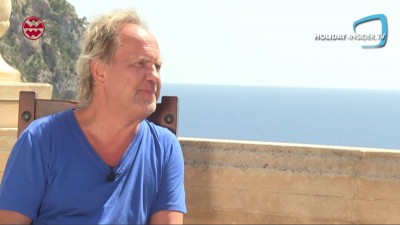 Mallorca: Raphaela Ackermann im spannenden Interview mit Uwe Ochsenknecht
